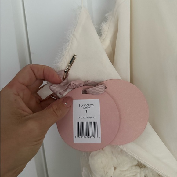 ALEXIS Blanc Floral Applique Mini Dress Ivory White NEW with tag - Picture 6 of 8